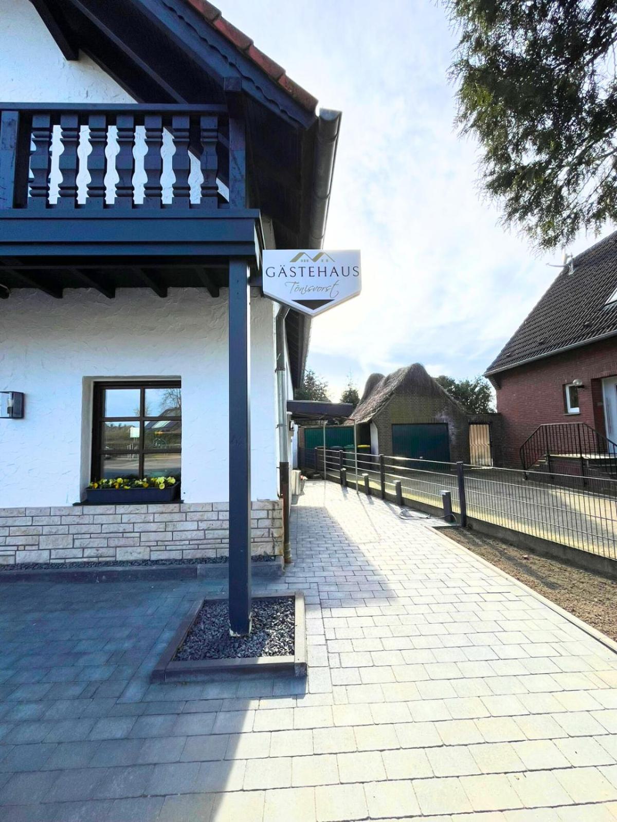 Gaestehaus Toenisvorst Tönisvorst Exterior foto